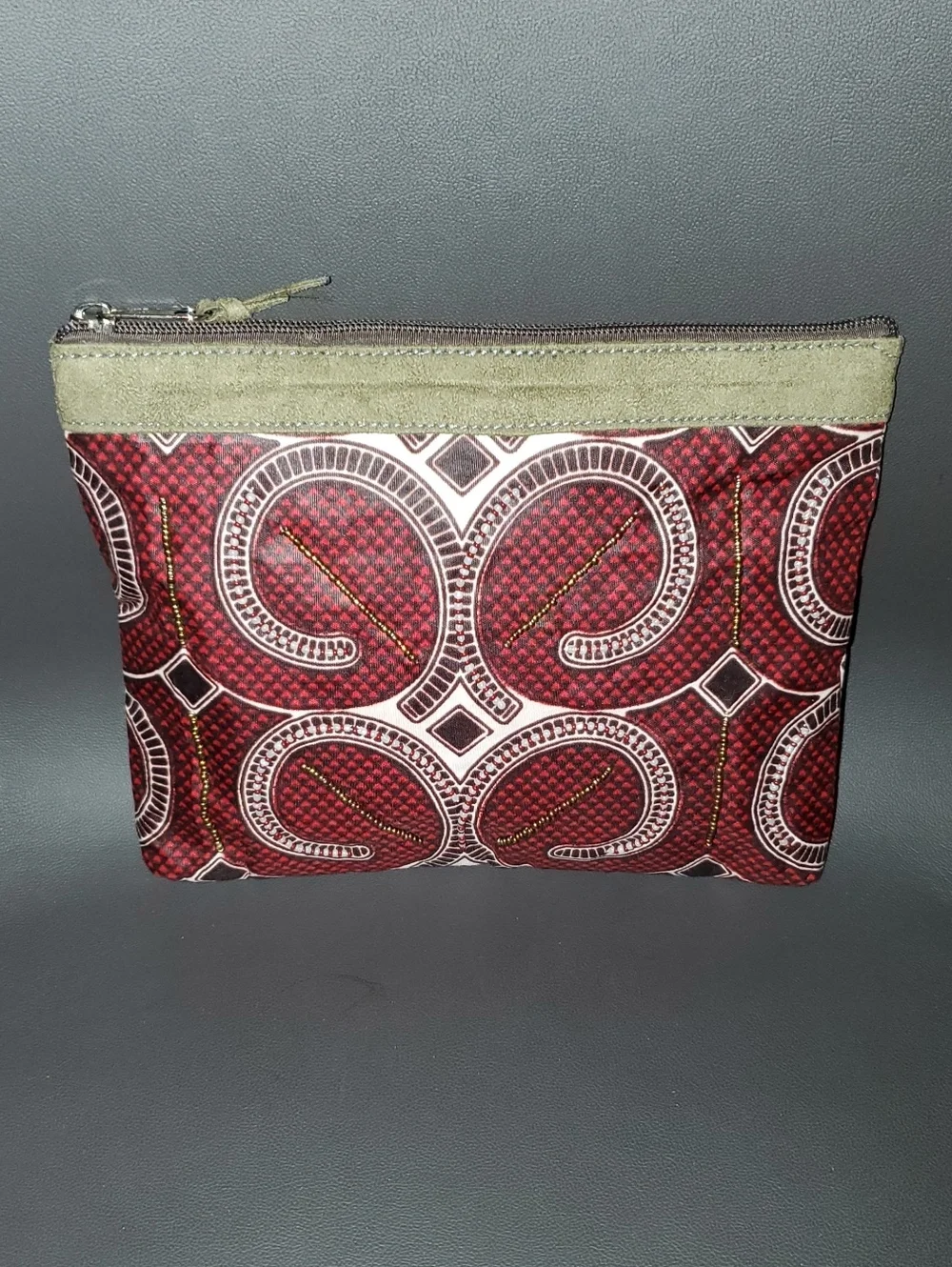 Schwari Geometric Abstract Zippered Pouch