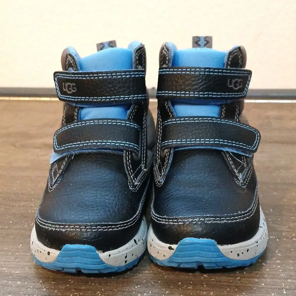 UGG unisex child