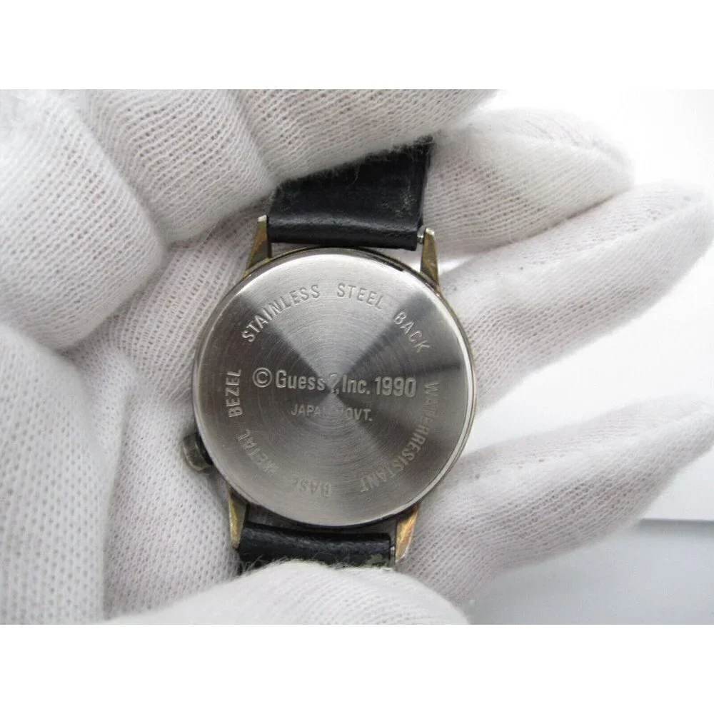 Vtg 1990 Women Guess Quartz WR Analog 34mm Dial Contemporary‎ Round Watch (F157)