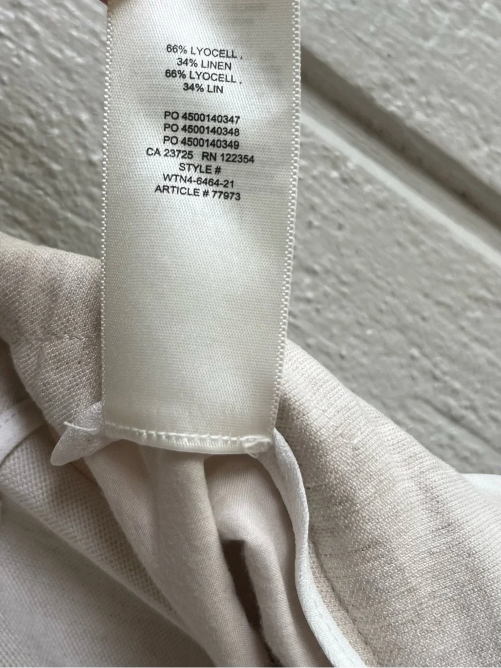 Aritzia essential nonchalant