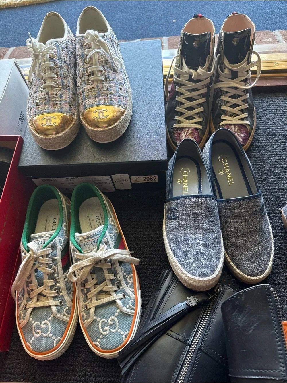 CHANEL slip espadrilles