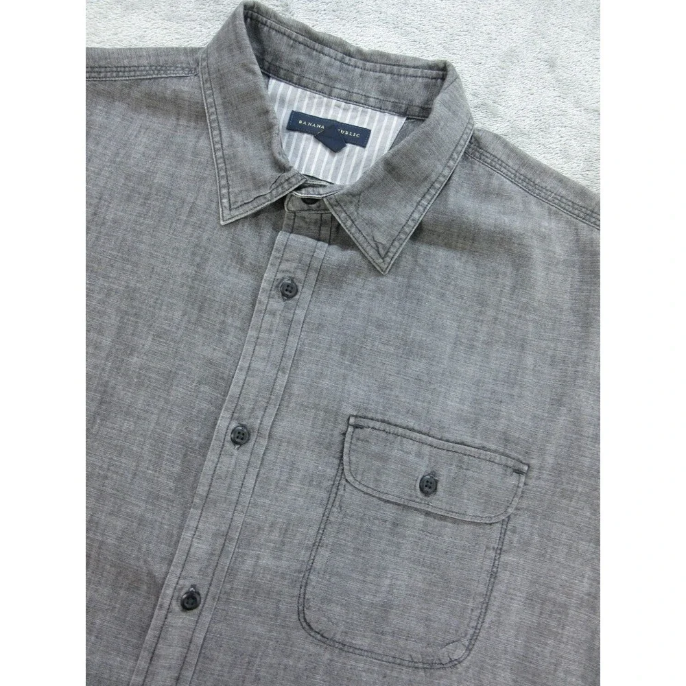 Banana Republic Shirt Mens XL 17-17.5 Gray Buttoned Down Long Sleeve w/Pocket
