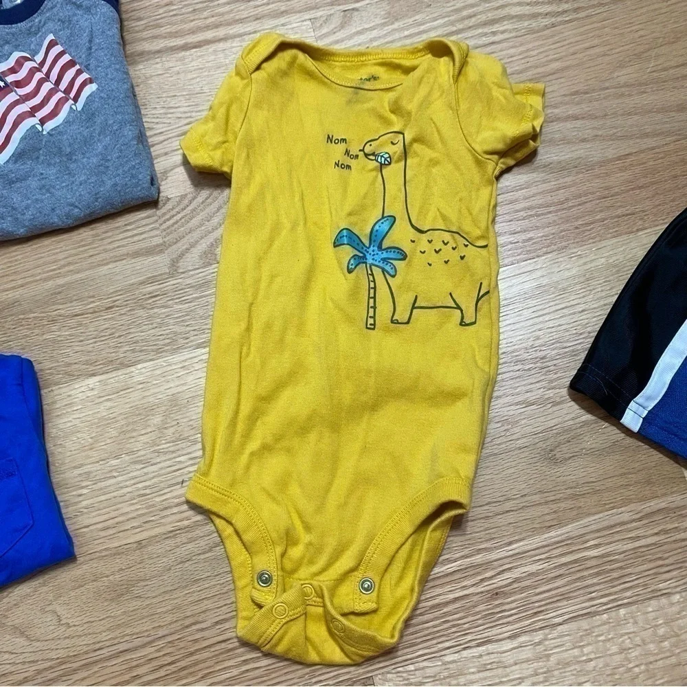 Carters 12 mos