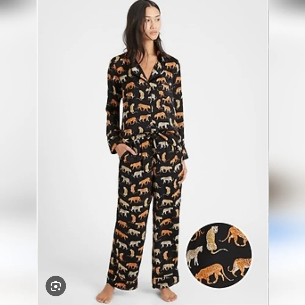 Banana Republic banana republic