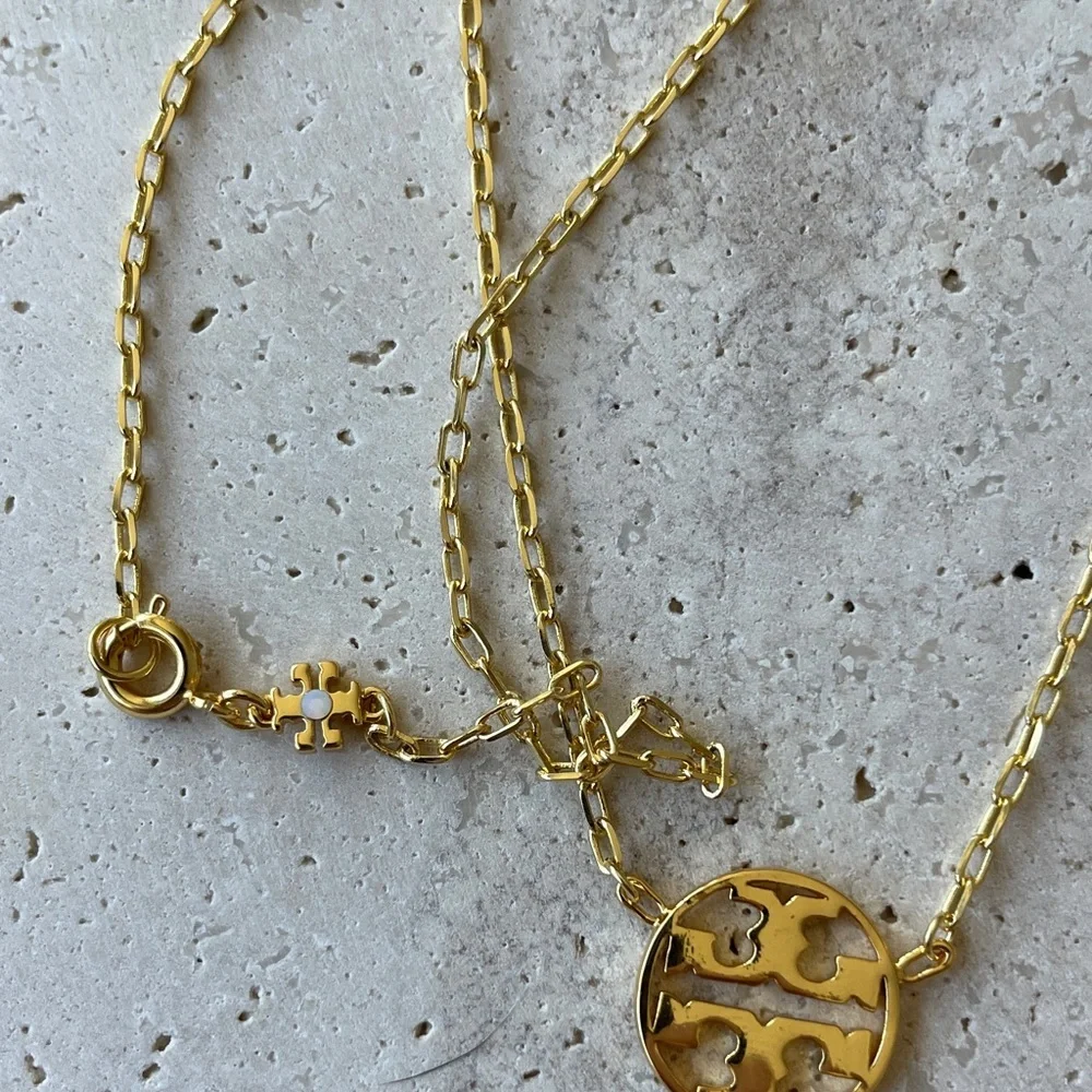 Tory Burch tory burch