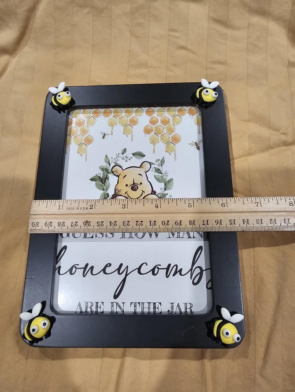 WinnieThePooh Honeycomb Game Sign Picture&Frame/ Yellow&BlkExtraSign&GuessCards