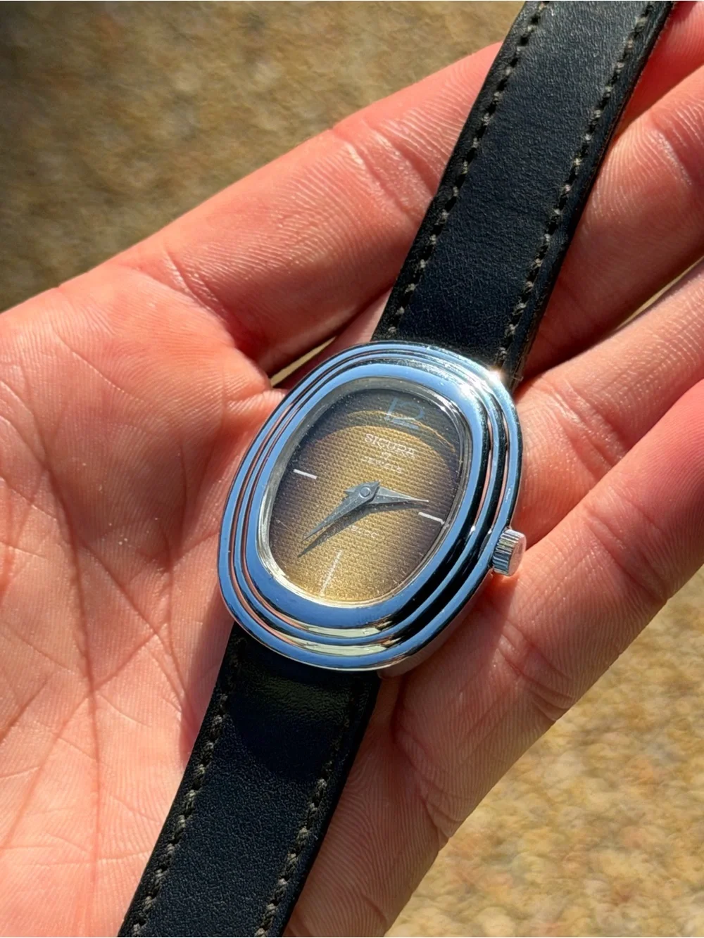 Vintage Men’s Sicura Honeycomb Baignore Watch