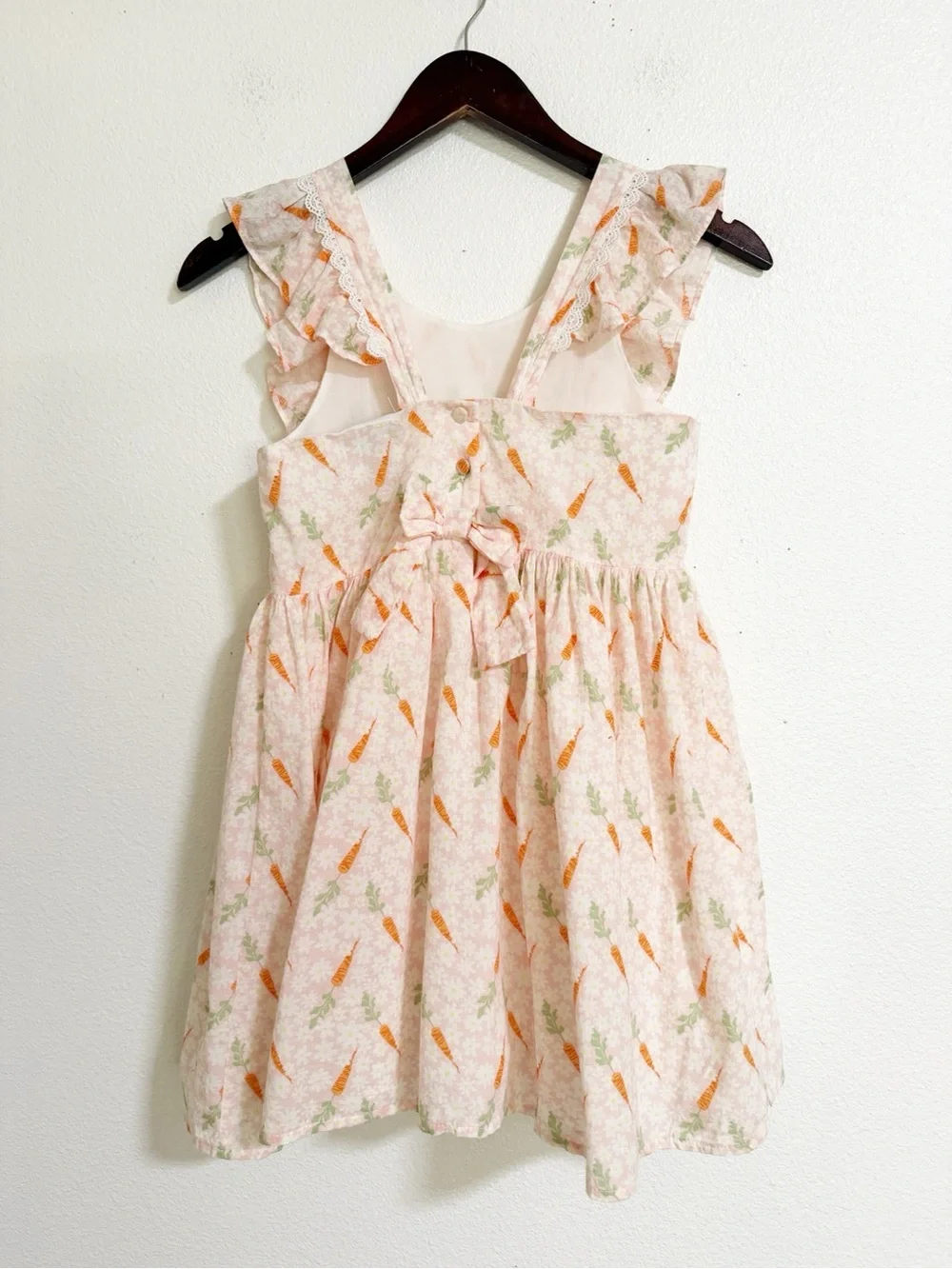 Cynthia Rowley floral carrot