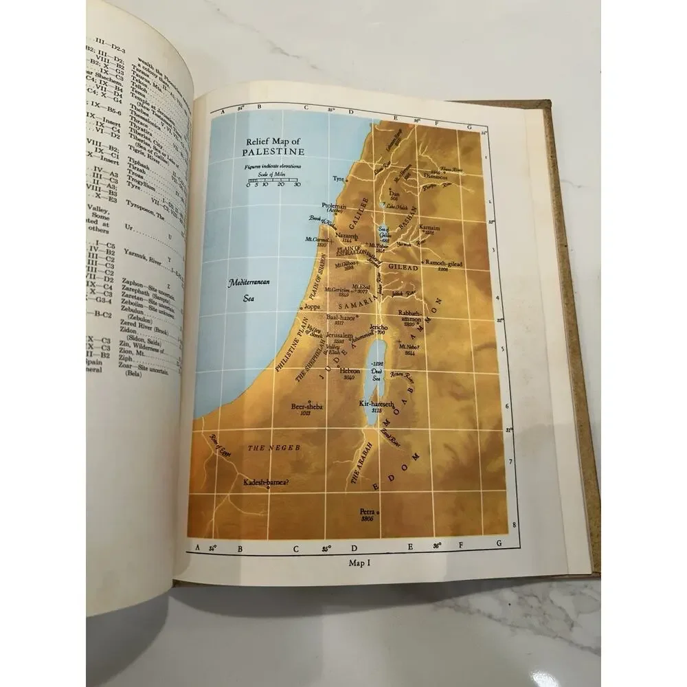 Vtg 1960s The HOLY‎ BIBLE KJV King James Large Off White Full Color Illustrated