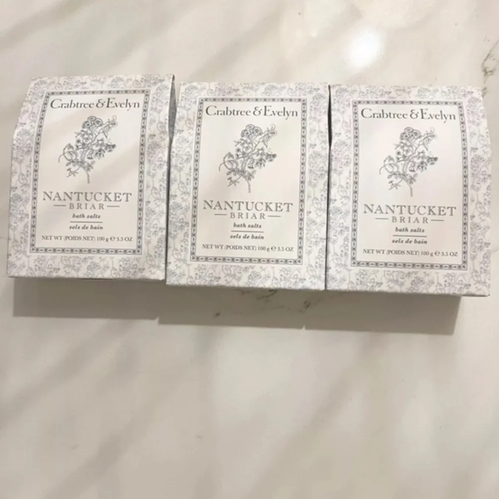 New in box Crabtree & Evelyn Nantucket Bath Salts X 3