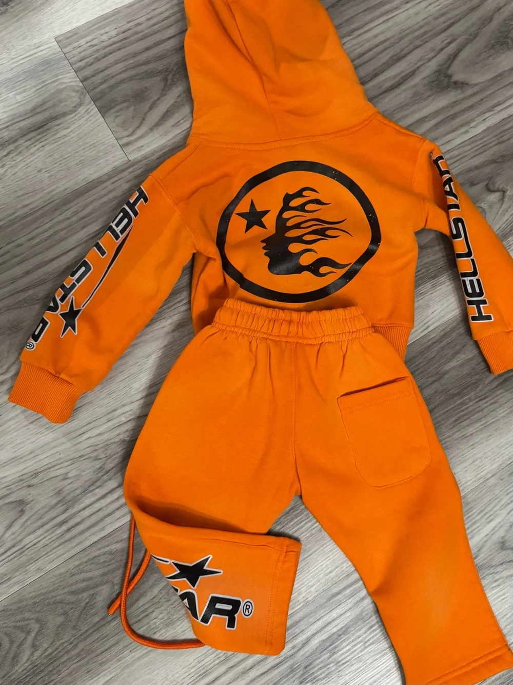 Hellstar bright orange