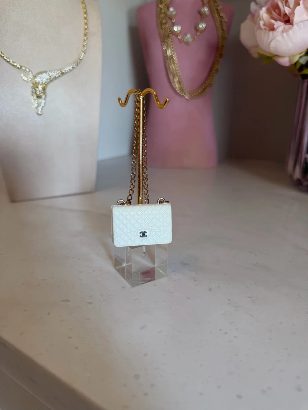 N/A elegant white