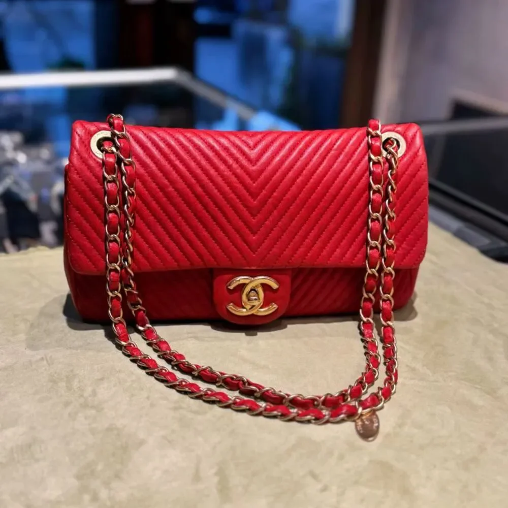 CHANEL brand color