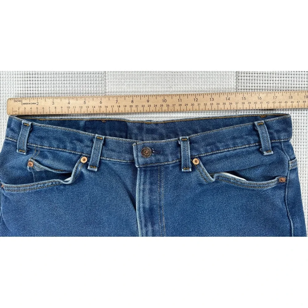 Levis actual size