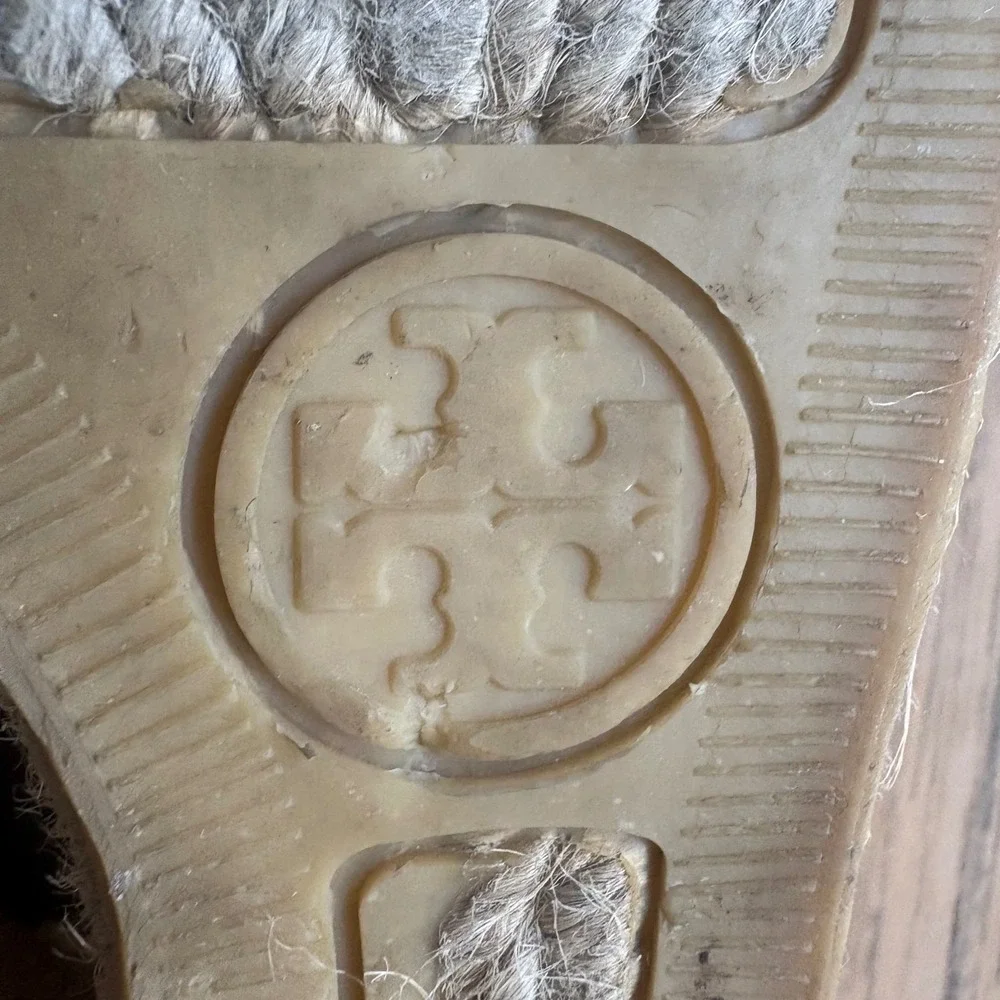 Tory Burch good excellent