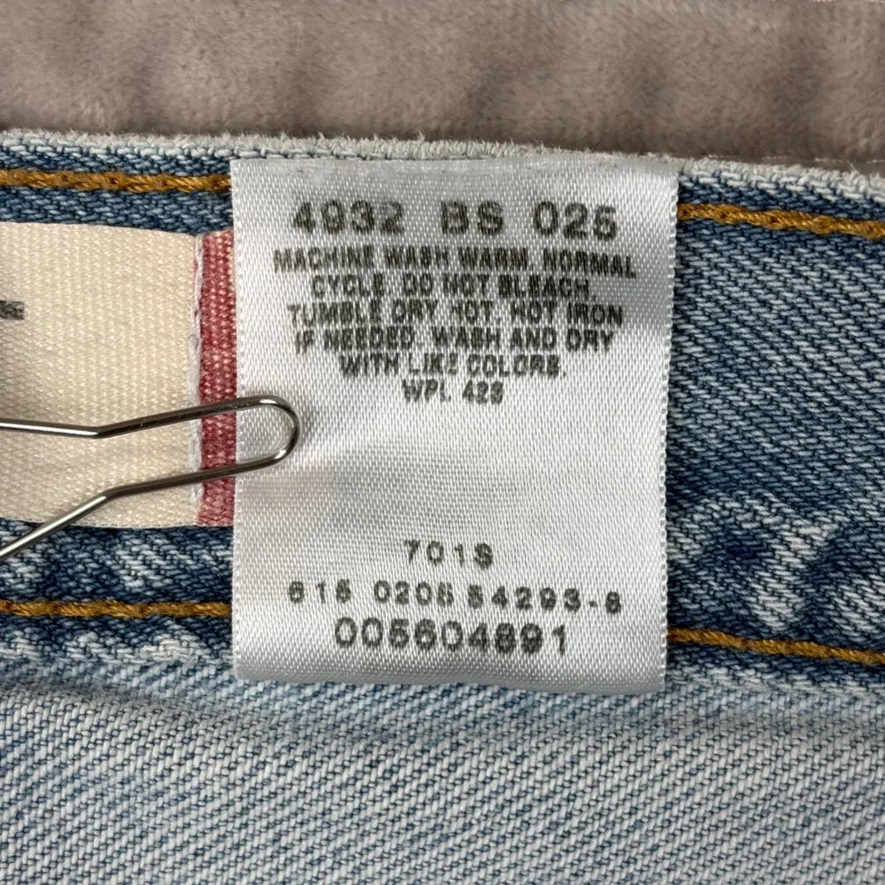 Levis levis 560