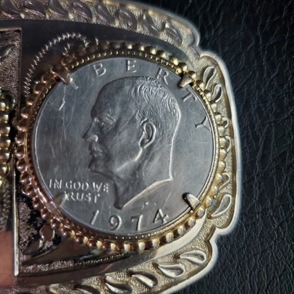 N/A vintage belt