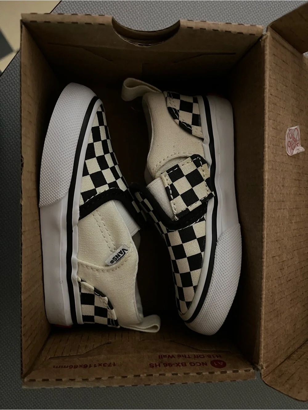 Vans easy off
