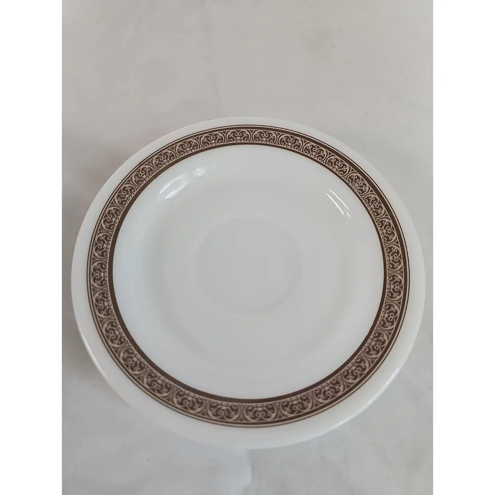 Pyrex vintage tableware