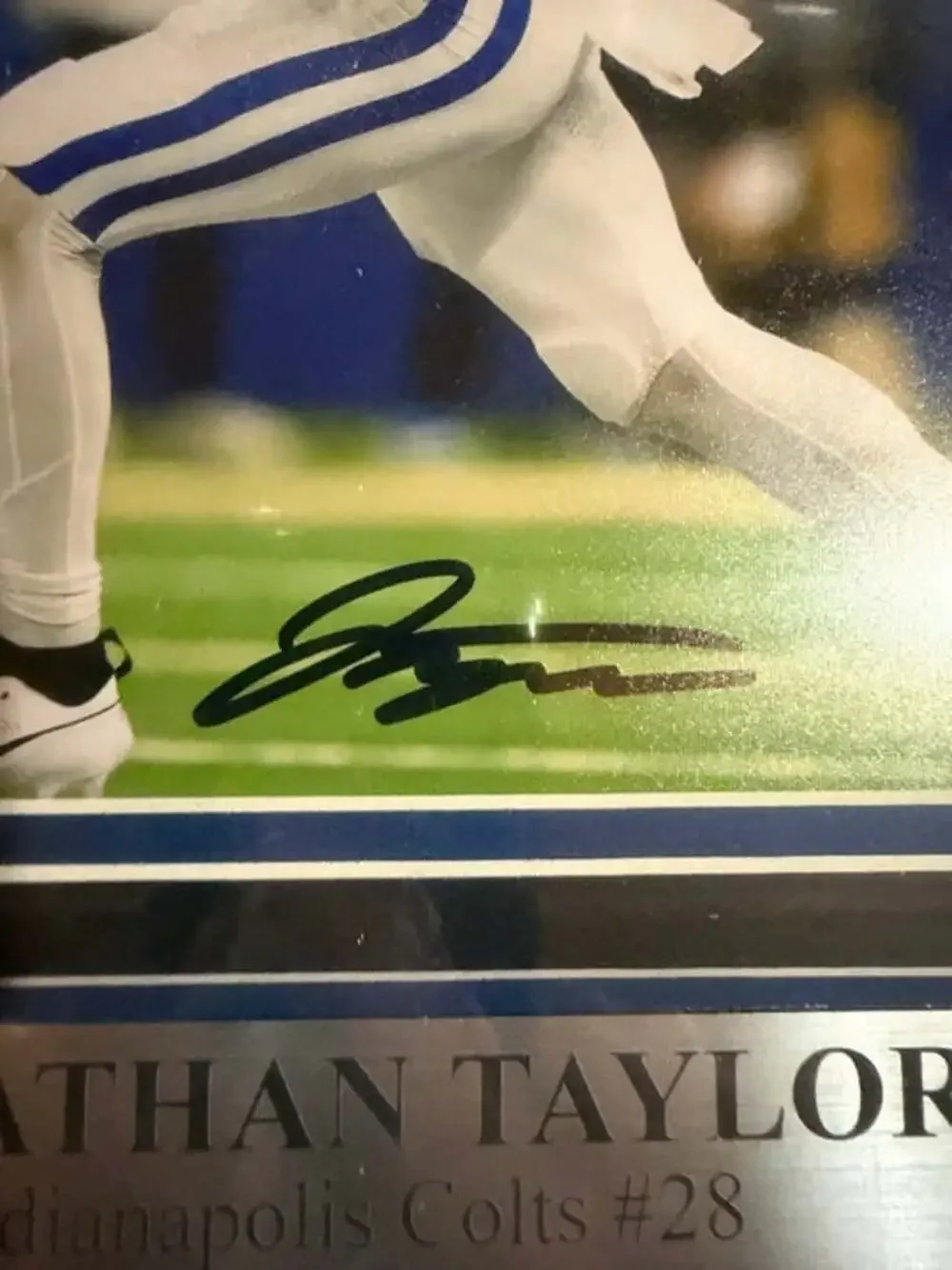 Autograph johnathan taylor