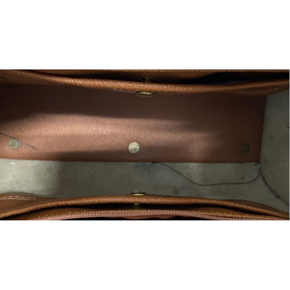 Dooney & Bourke authentic vintage