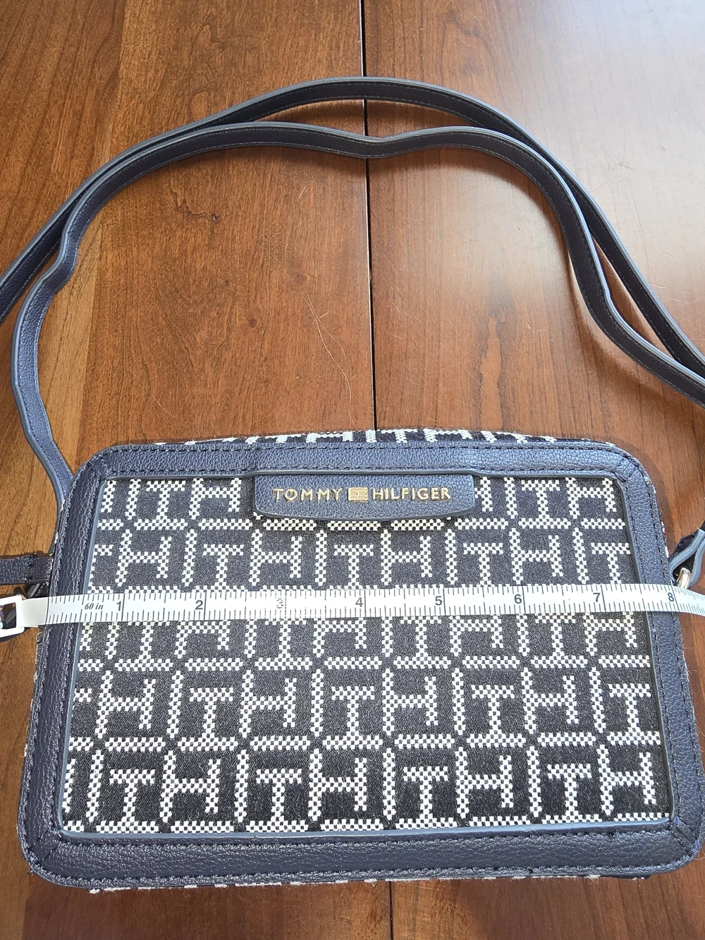 Tommy Hilfiger tommy hilfiger