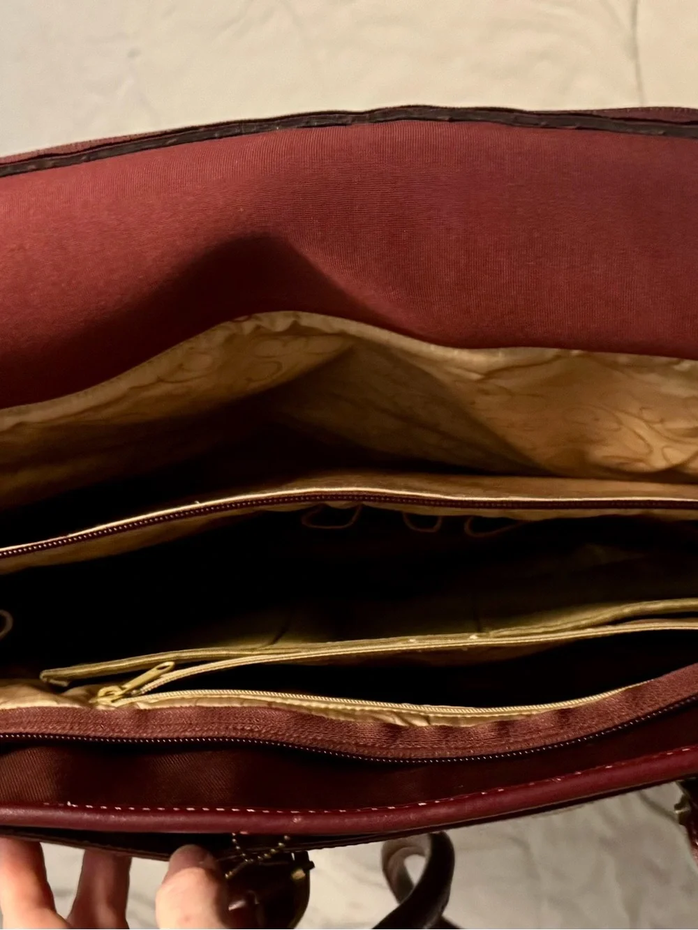 Coakley tote deep