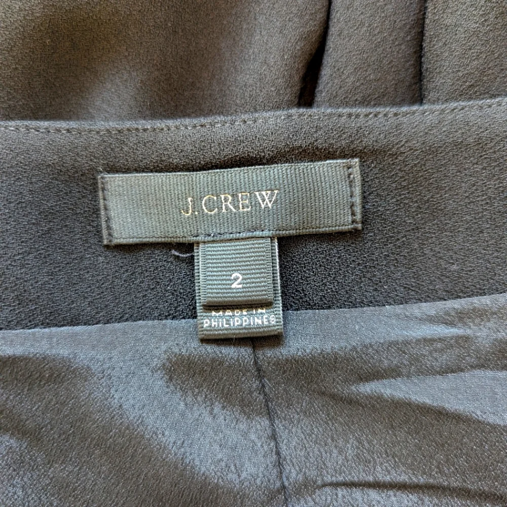 J. Crew model button