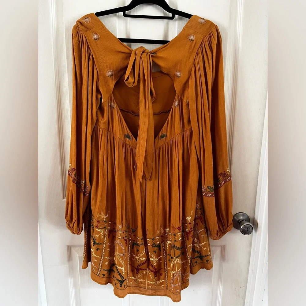 Free People this embroidery