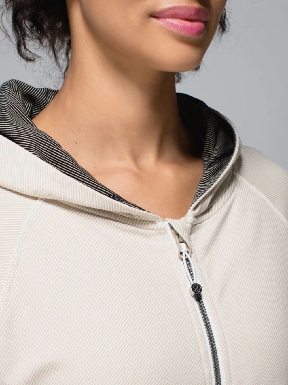lululemon athletica excellent size