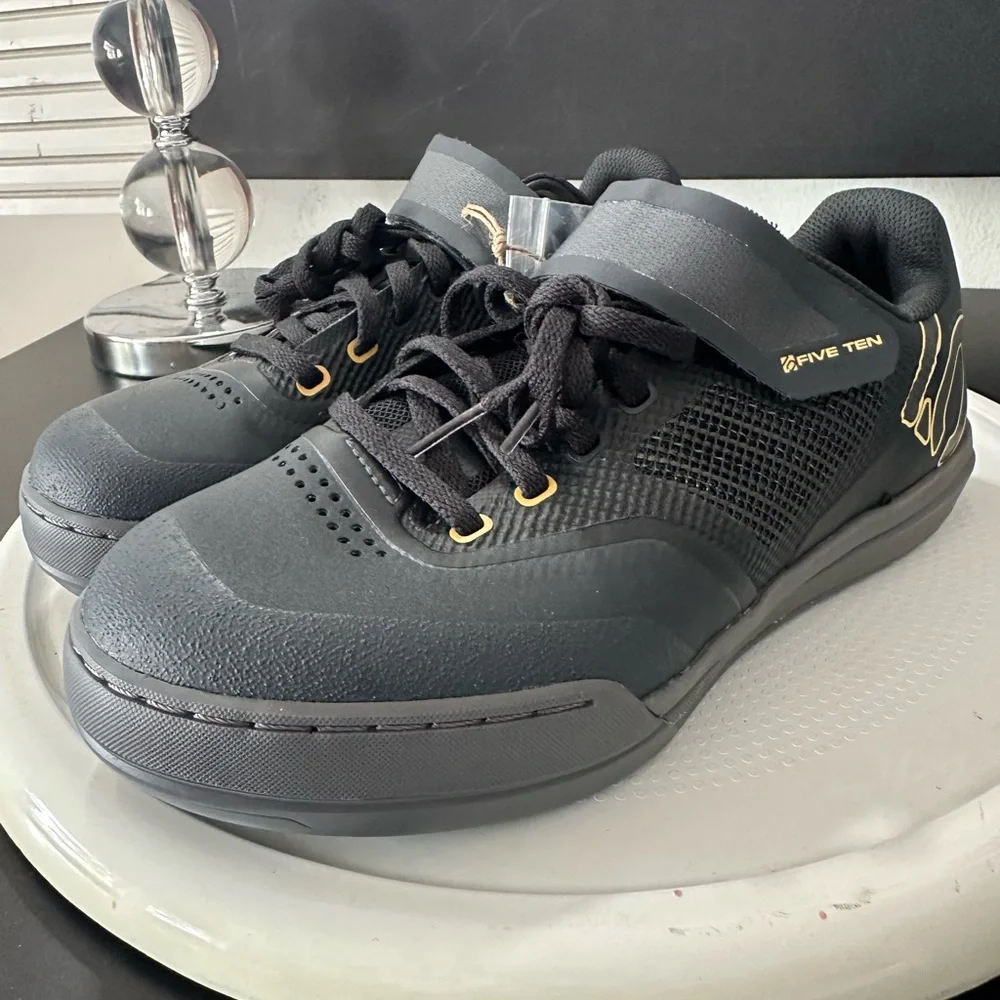 Five Ten brand new