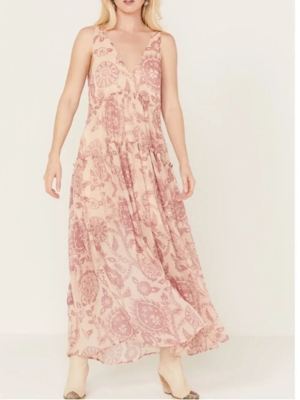 Free People heat label
