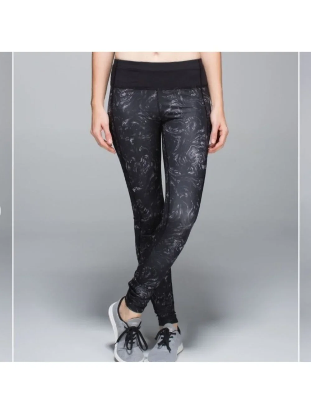 lululemon athletica arsenal ambient