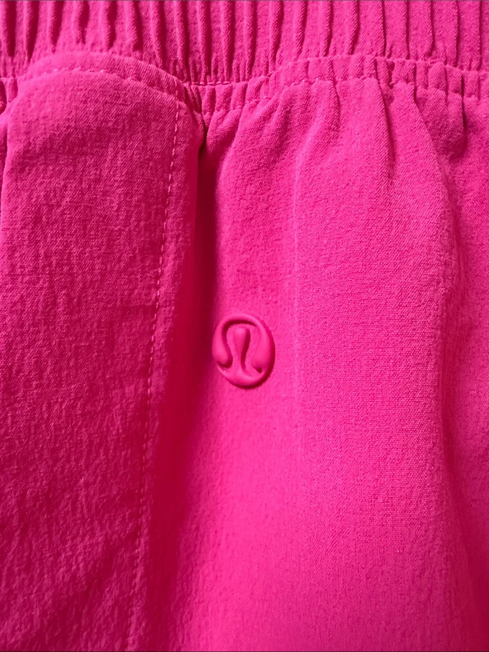 lululemon athletica lightweight stretchy