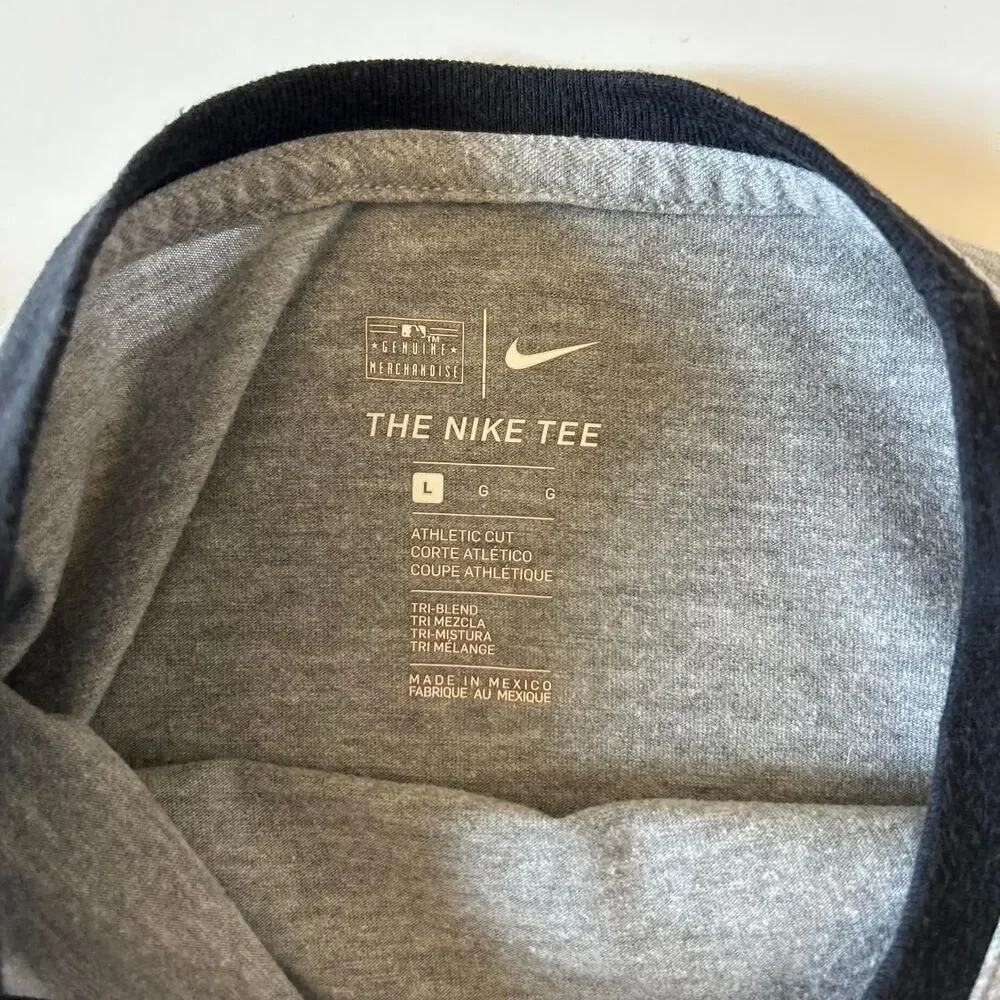 Nike women san