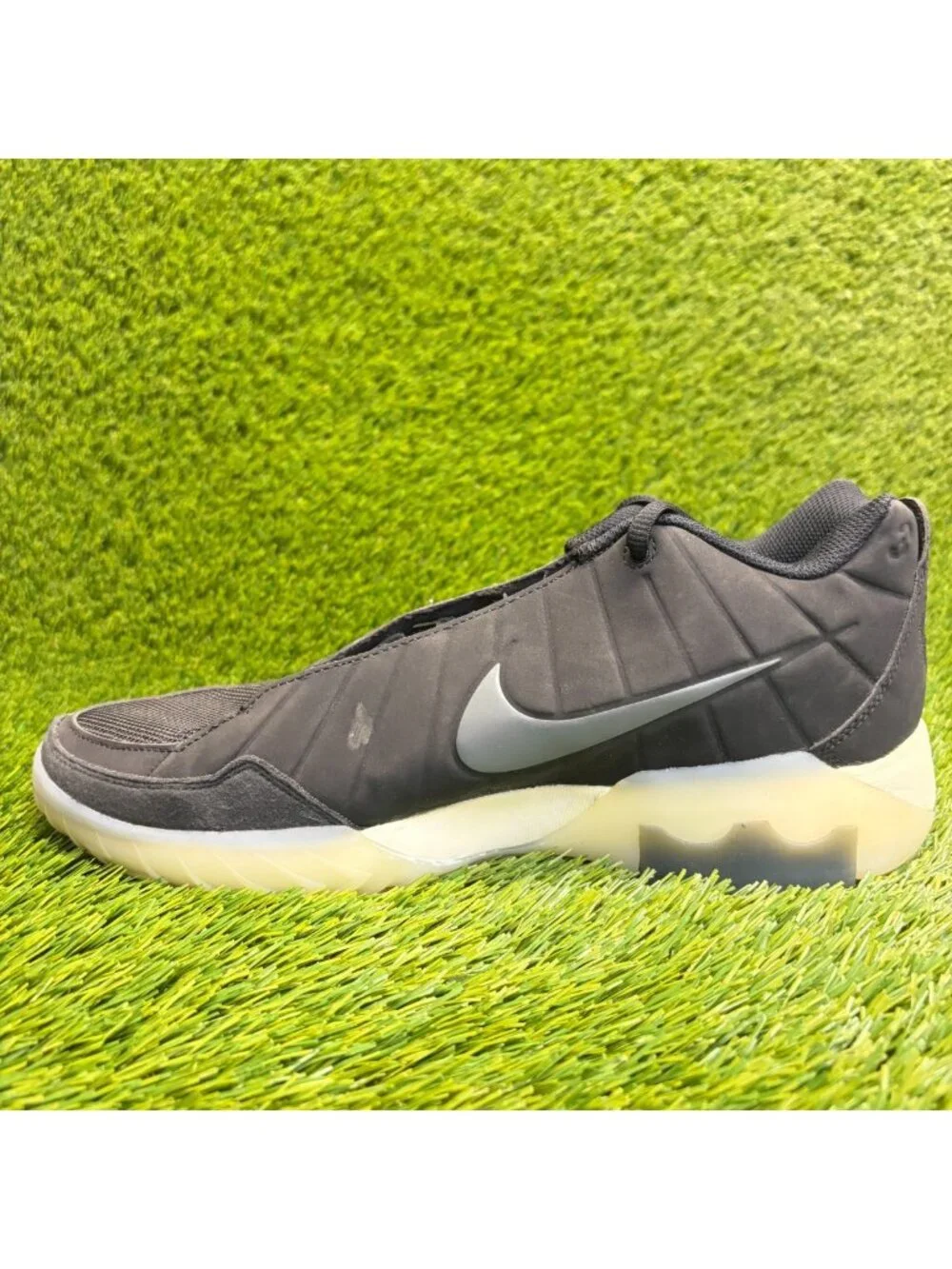 Nike please review