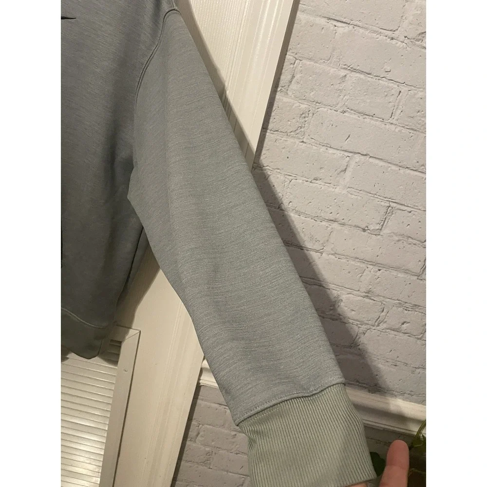 Nike stay warm