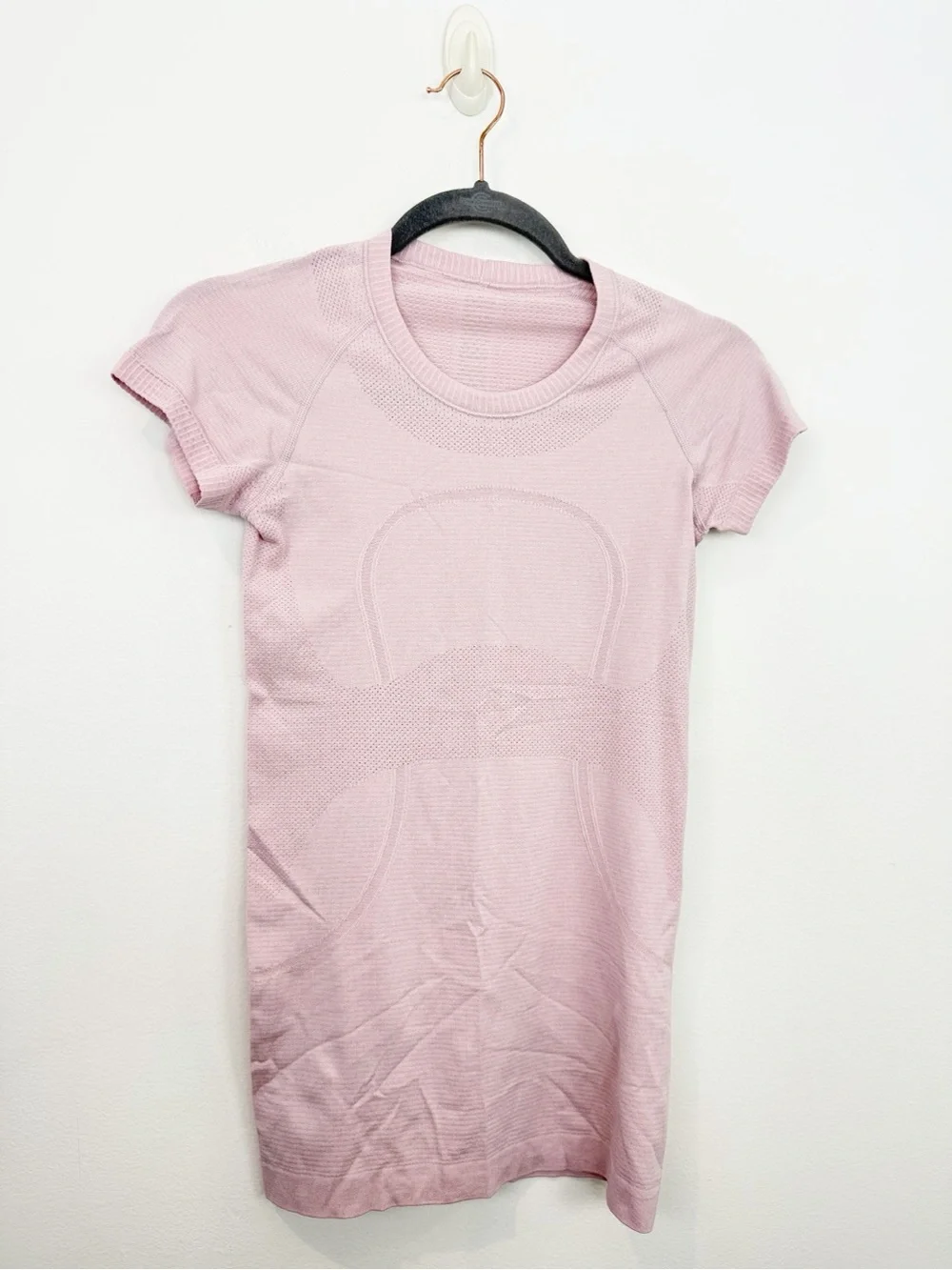 Lululemon Swiftly Tech Short Sleeve Top Light Pink Size 4