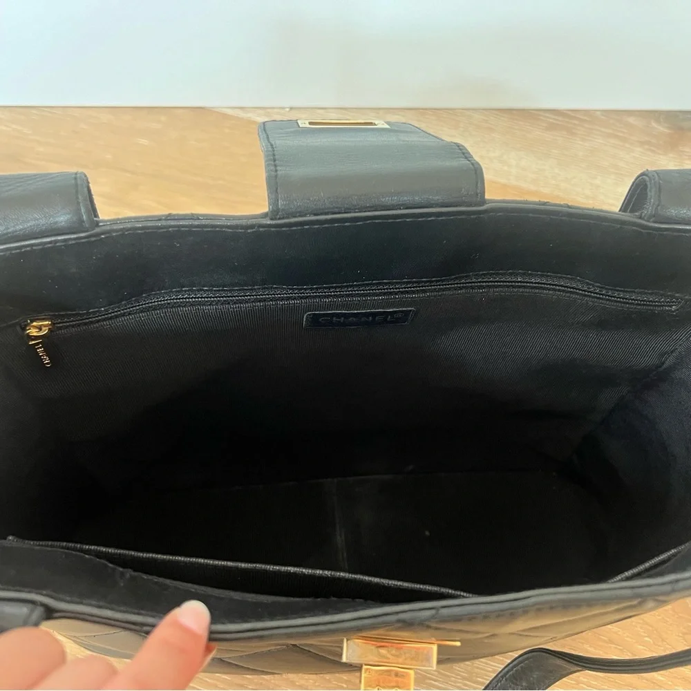 CHANEL authentic vintage