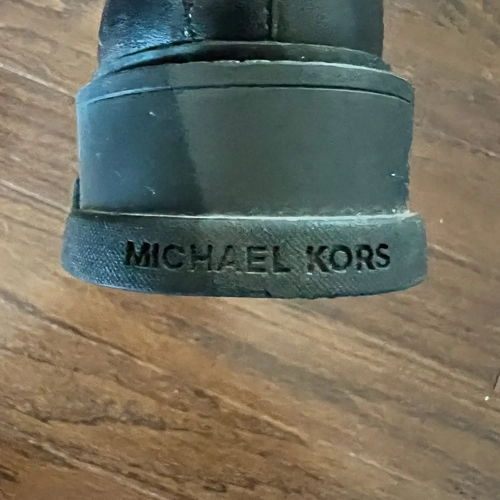 Michael Kors Scarlett embellished chain‎ chunky black leather boot Size 9.5