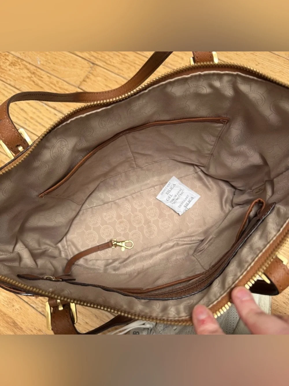 Michael Kors Jet Set Top Zip Tote in Brown Saffiano Leather