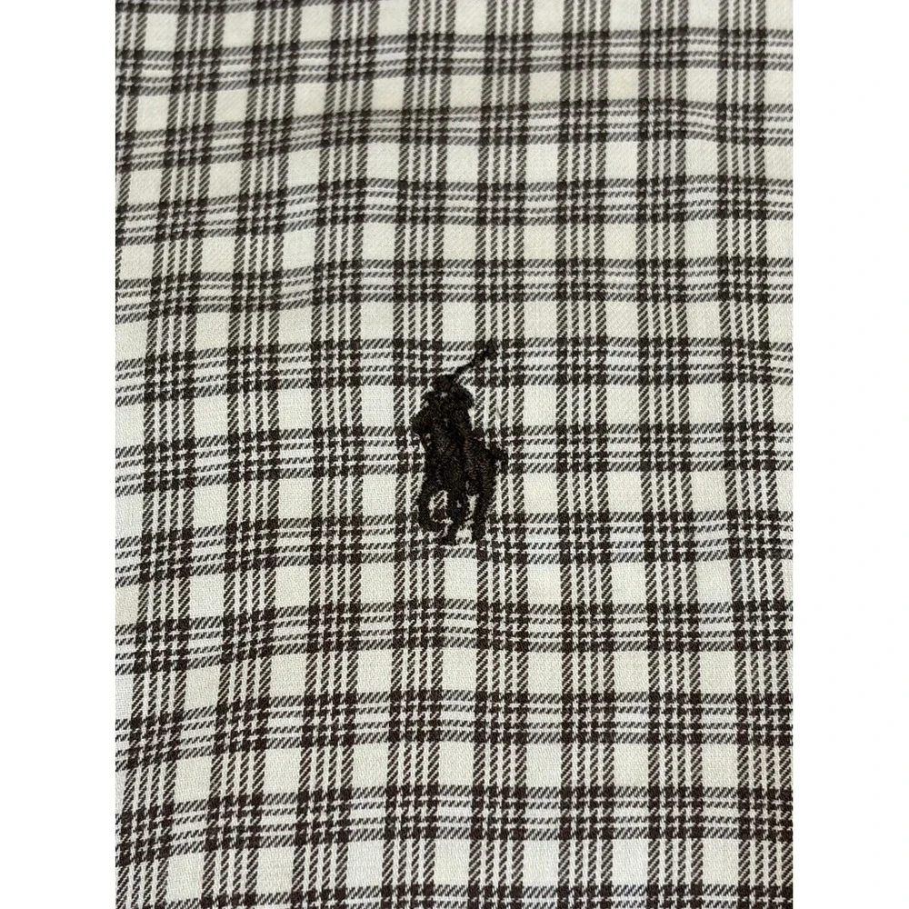 Polo Ralph Lauren stylish signature closure