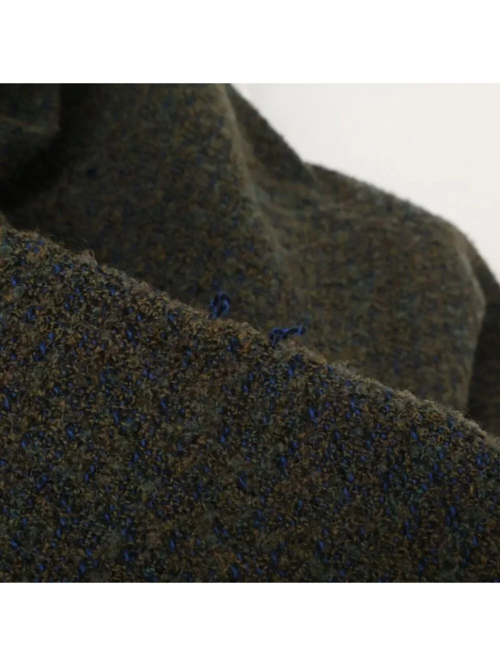 CHANEL storage threading