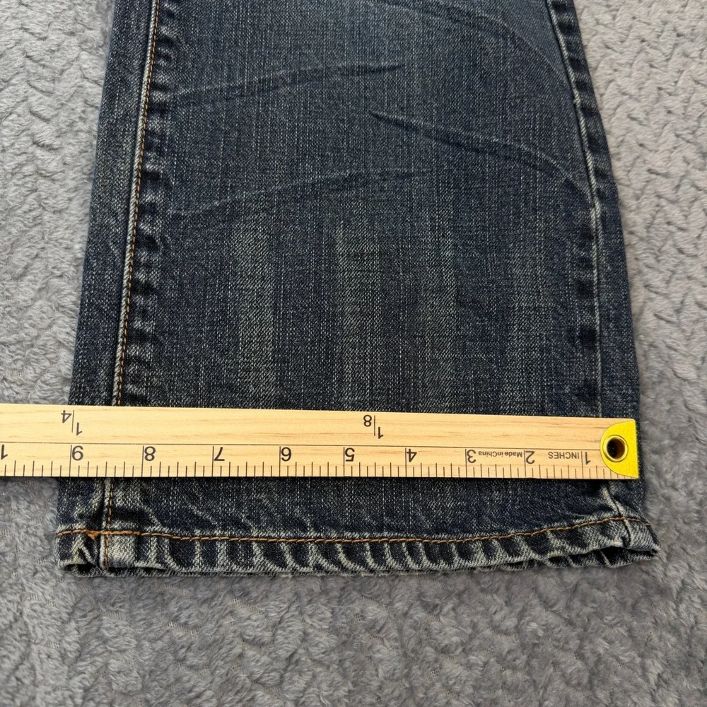 TM Exposure by leg jeans