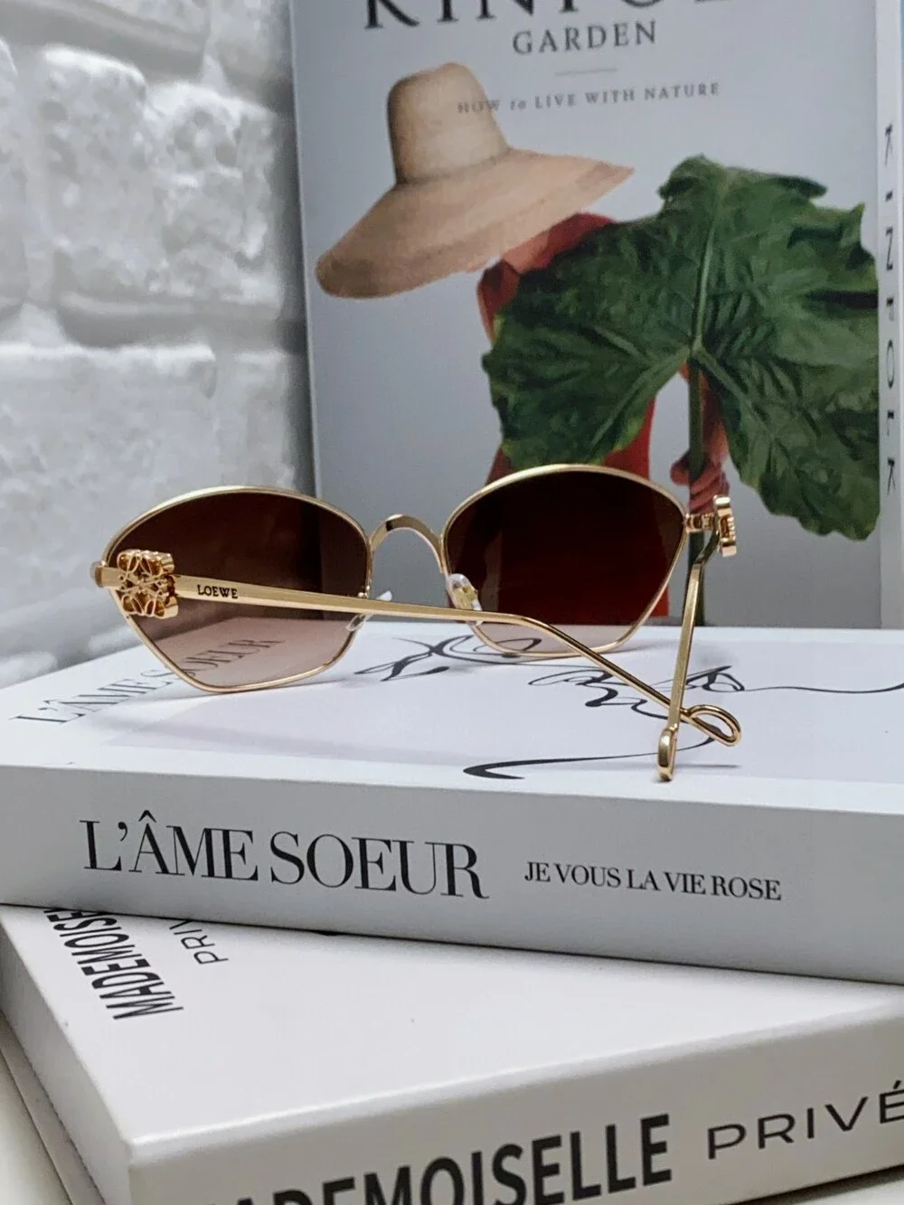 Loewe metallic hexagonal