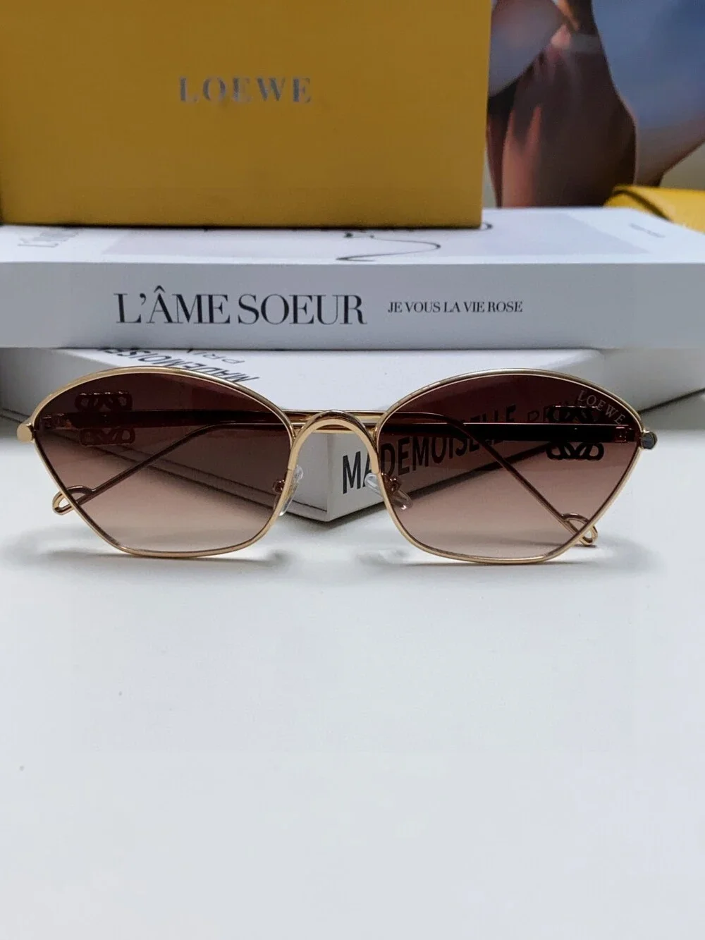 Loewe metallic hexagonal