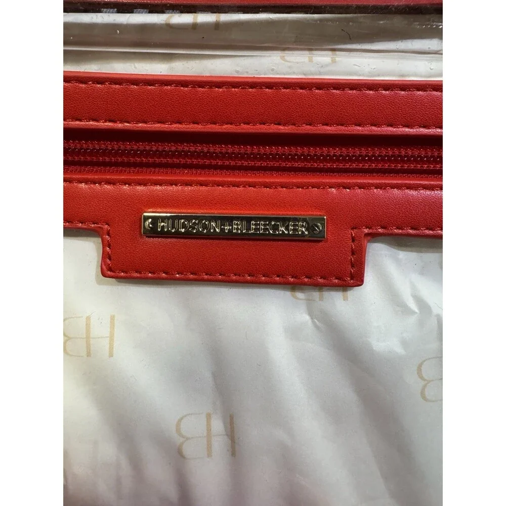 Hudson Bleeker new red