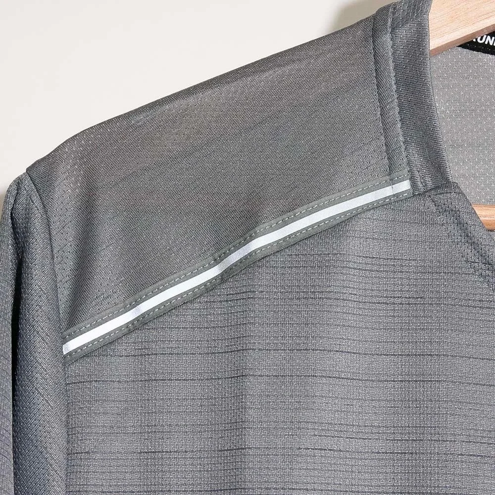 Nike Men’s Dri-Fit Miler Men’s Short-sleeve Running Top T-Shirt AJ7565 Grey