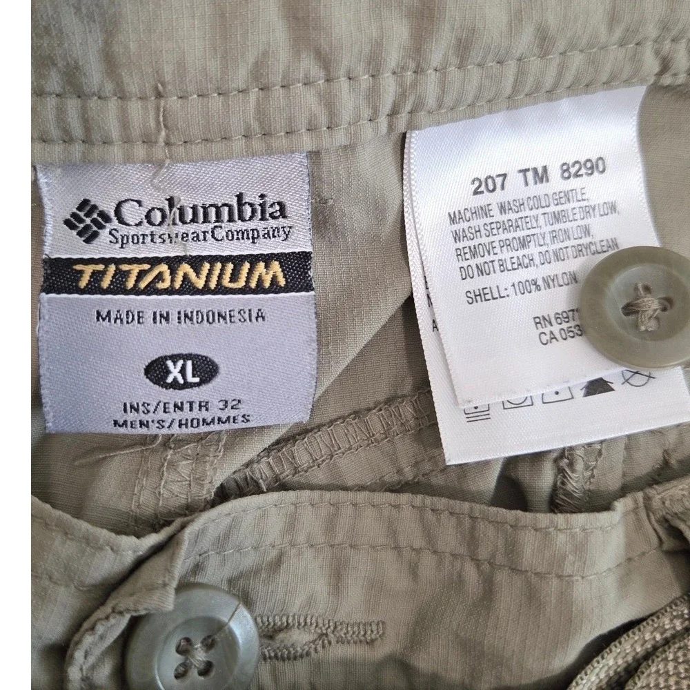 Columbia mens tan