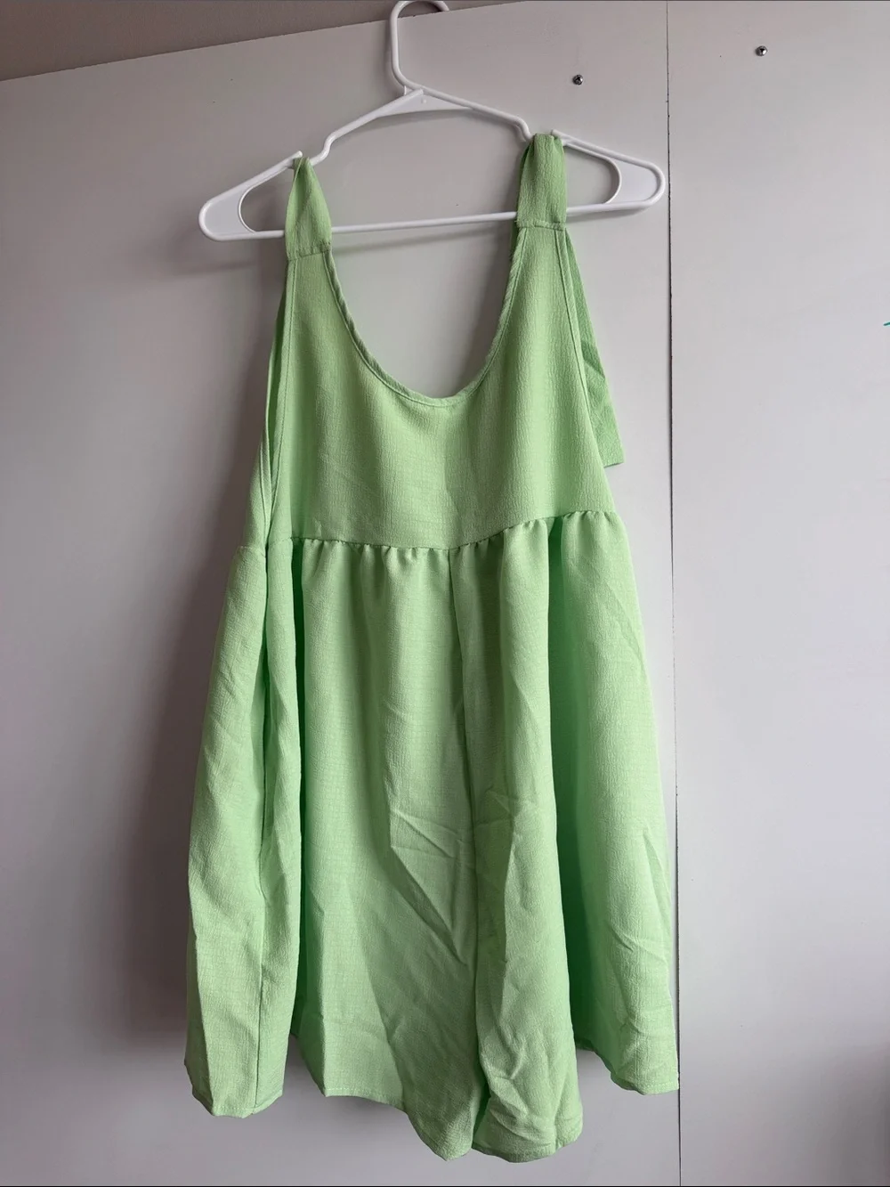 SHEIN light green